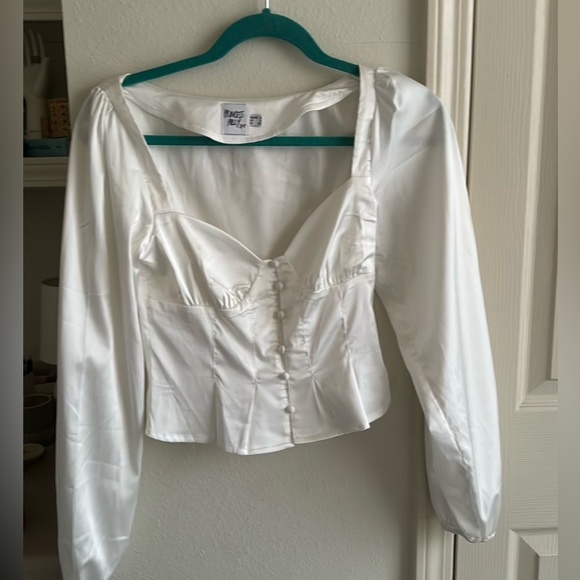 Princess Polly “Briella Long Sleeve Top” - Picture 2 of 3